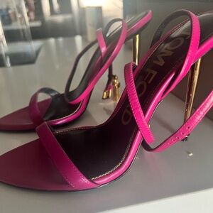 Berry Pink Tom Ford Padlock Pointy Heels 💗💗💗 excellent condition